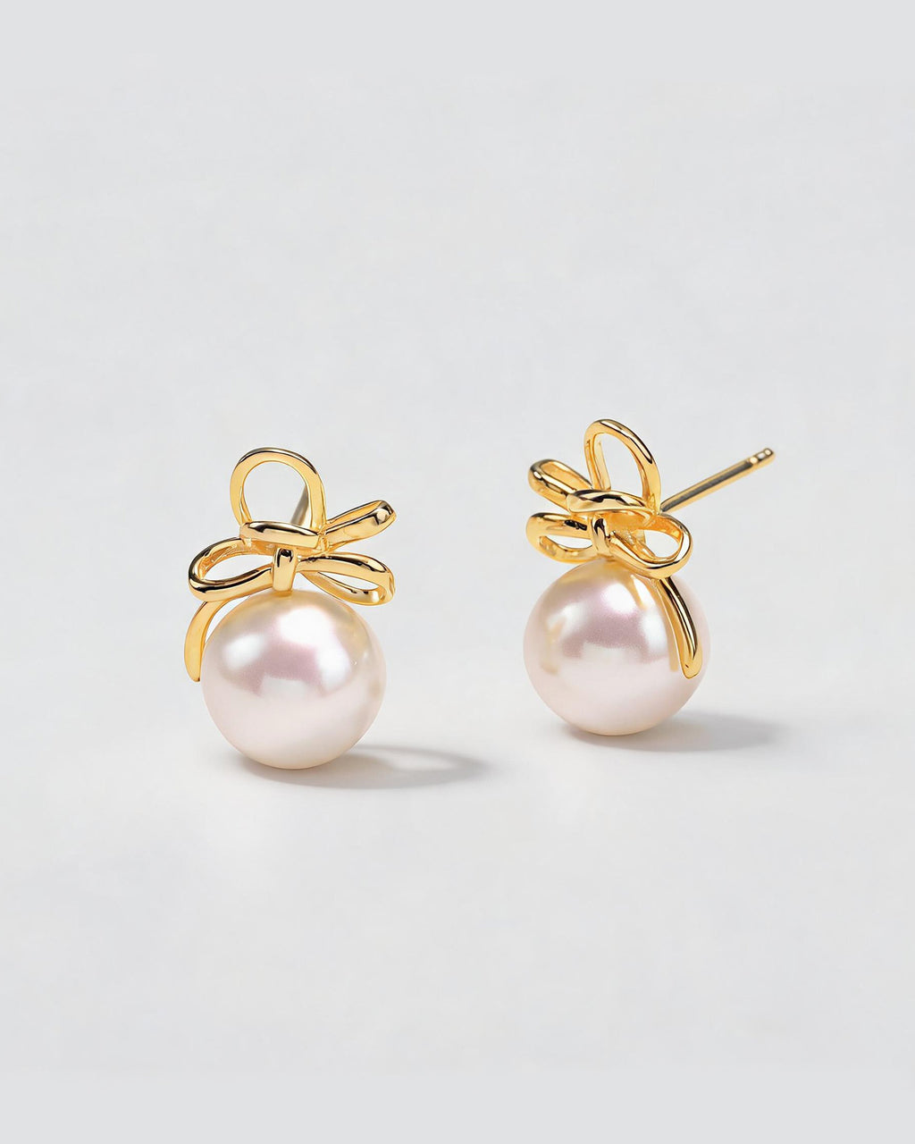 Henriette Gold Bow Natural Pearl Studs