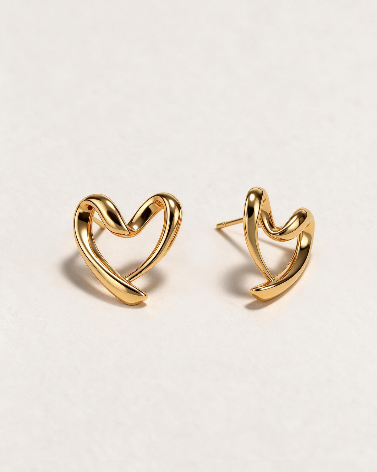 Jeanne 18K Solid Gold Heart Stud Earrings