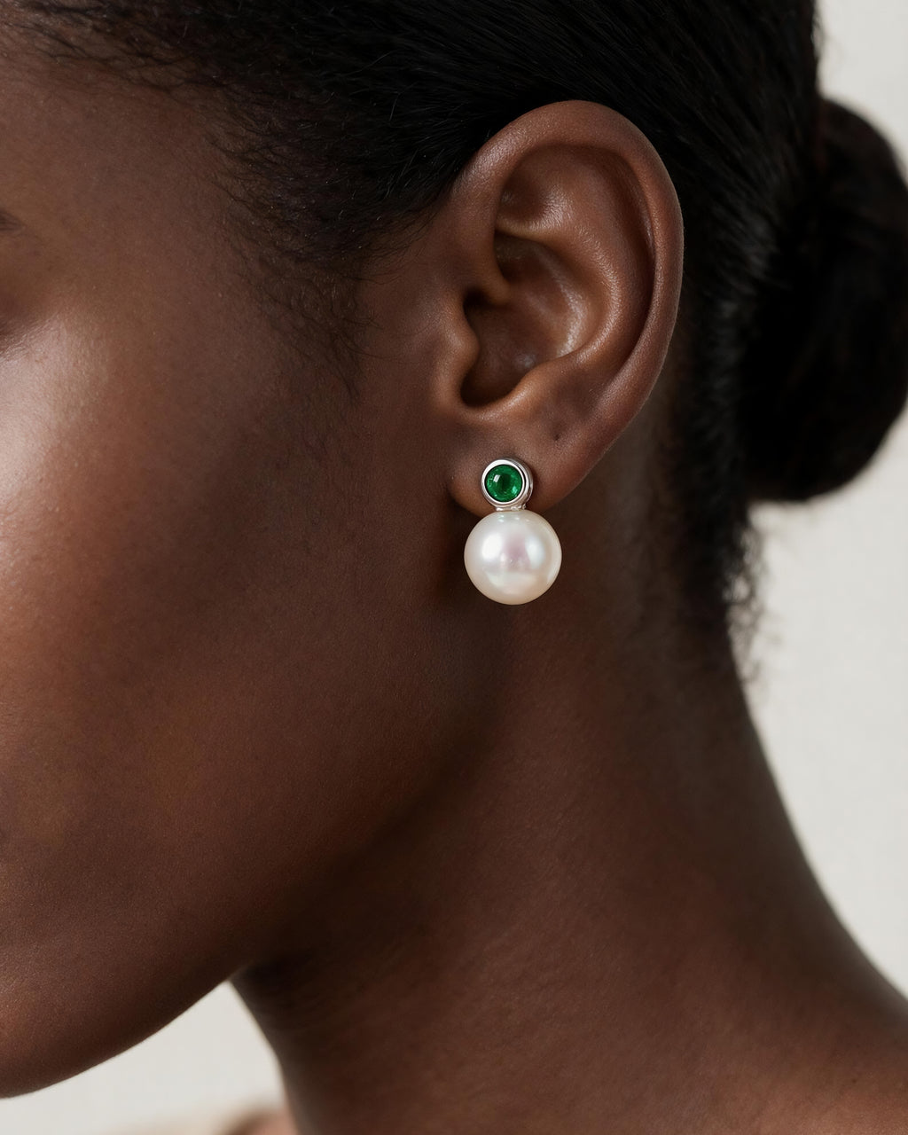 Anne Emerald & Luminous Natural Pearl Stud Earrings