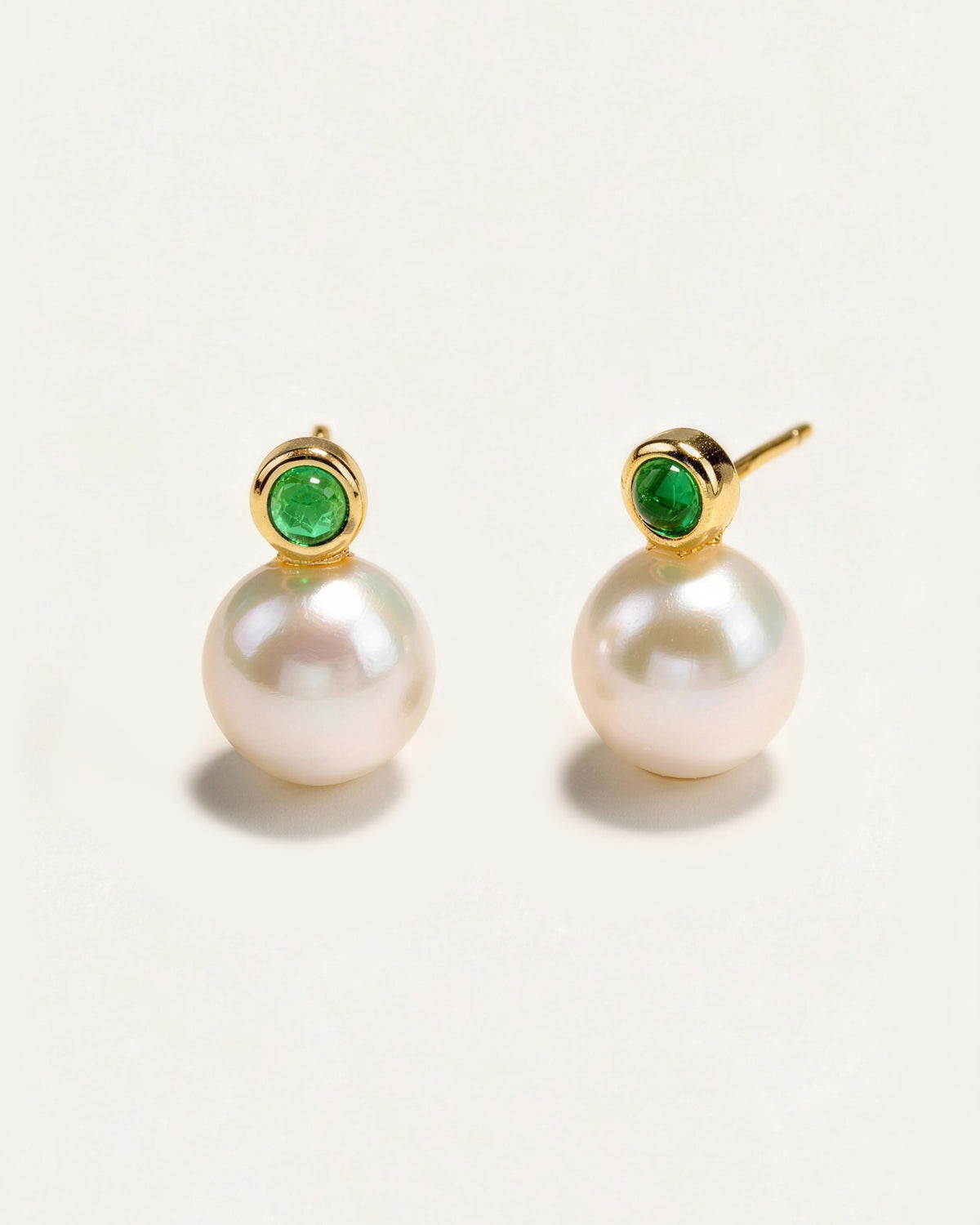 Anne Emerald & Luminous Natural Pearl Stud Earrings