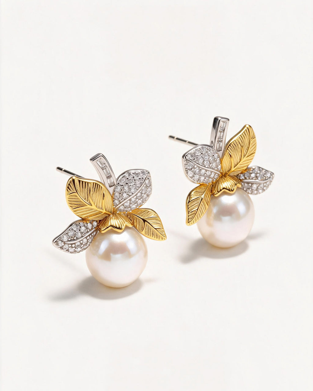 Violette Two-Tone Freshwater Pearl Leaf Stud Earrings