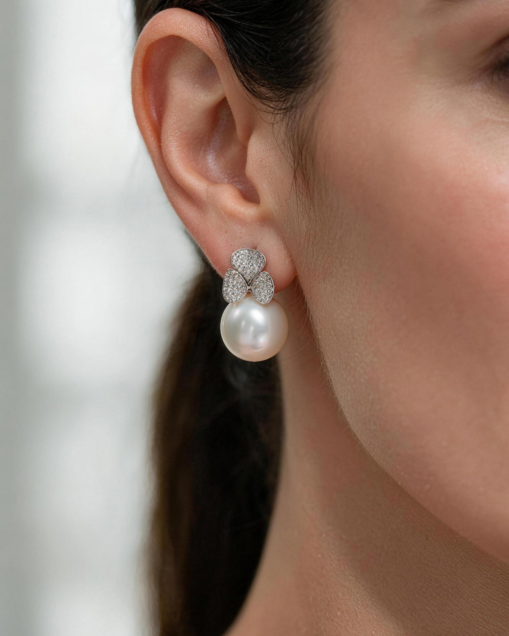 Charlotte Clover Natural White Pearl Drop Earrings