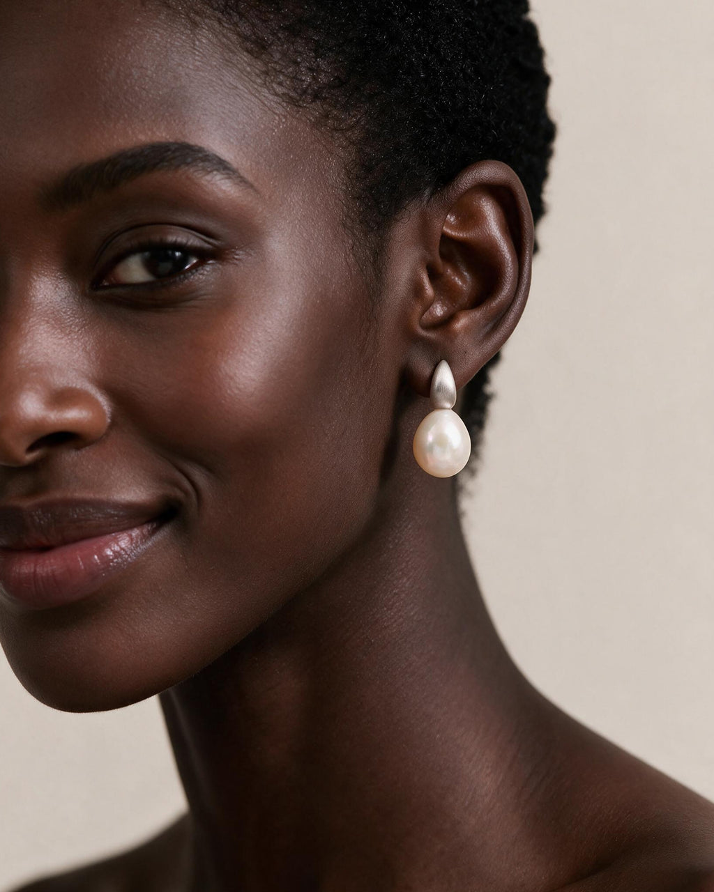 Rafaëlle Natural Pearl Drop Earrings
